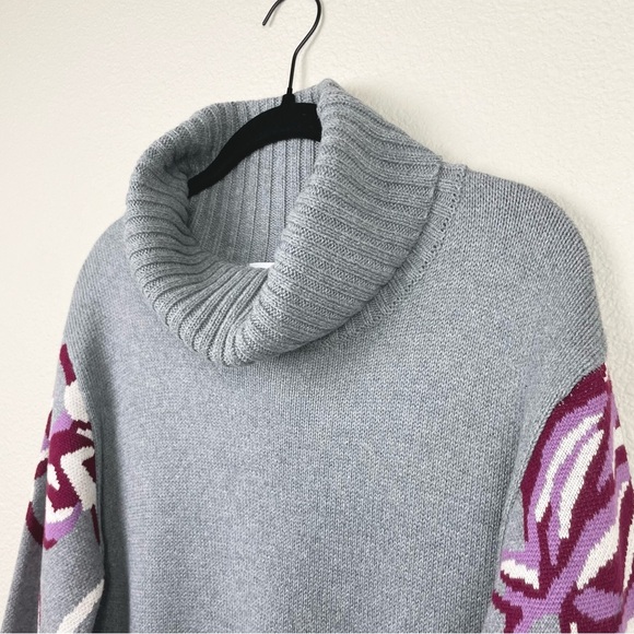 Cabi Women's Medium Eden Turtleneck Pullover Sweater Bell Statement Sleeves Gray - Picture 5 of 16